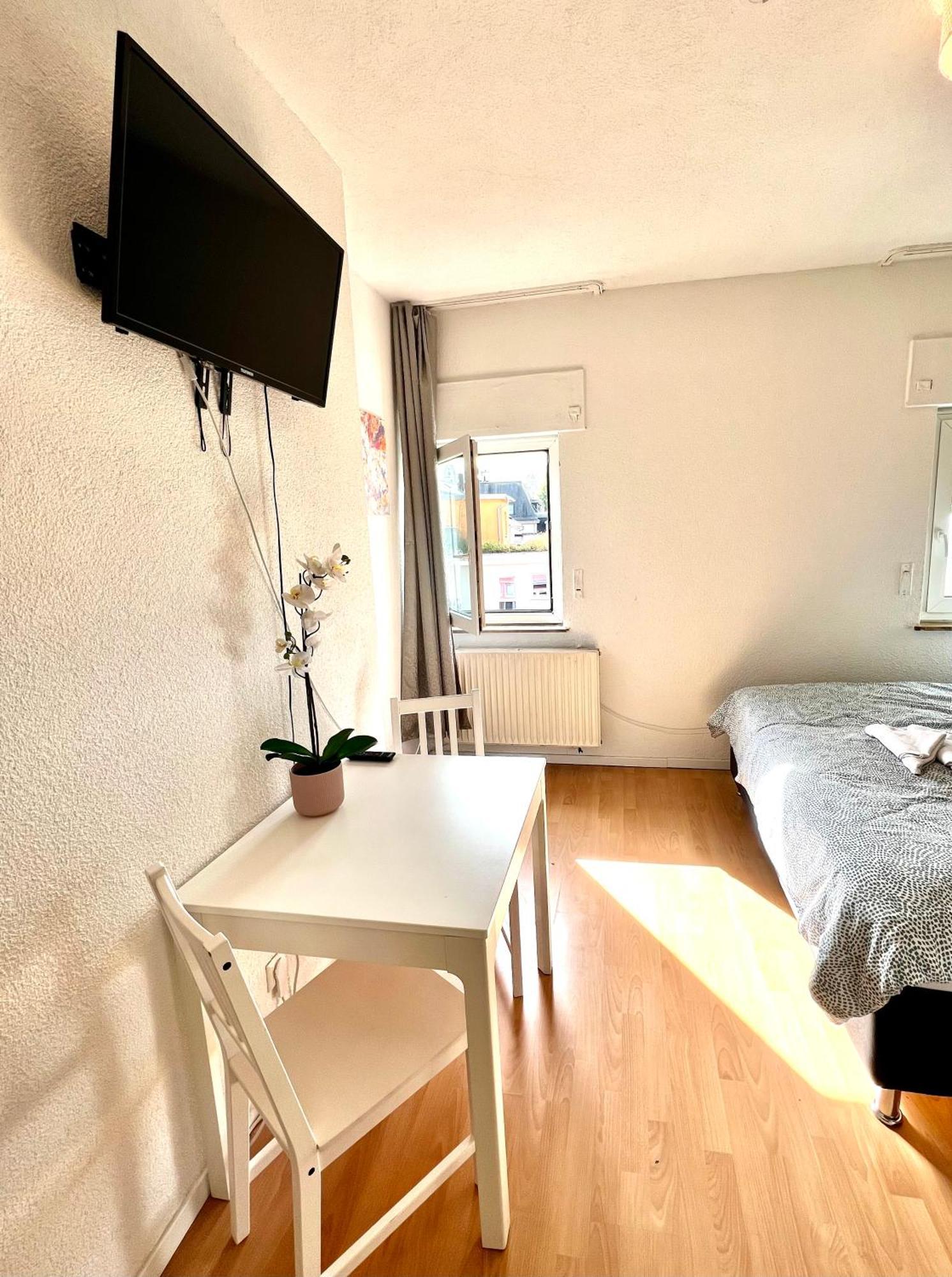 Budget City Appartement Kueche,Bad, Parken Im Zentrum Von 라벤스부르크 외부 사진