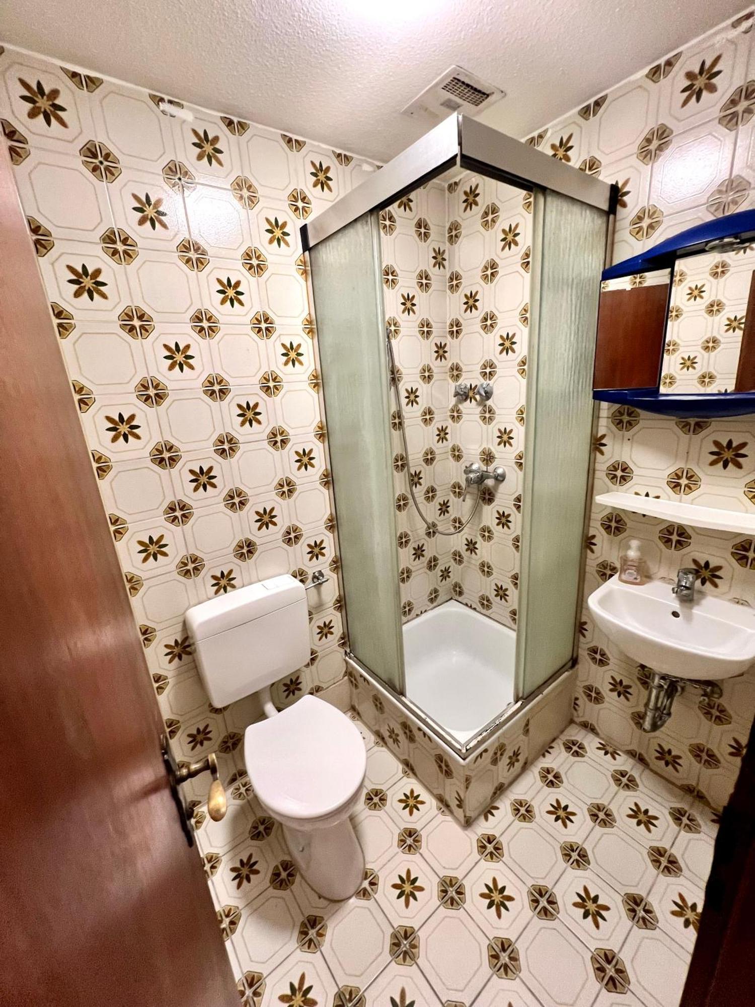 Budget City Appartement Kueche,Bad, Parken Im Zentrum Von 라벤스부르크 외부 사진